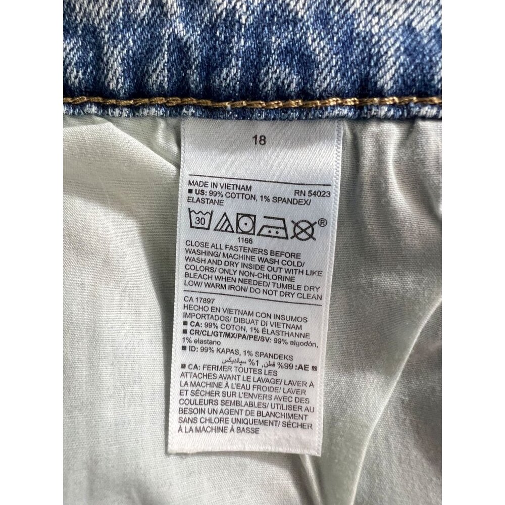 Old Navy Women's Mid Rise Boyfriend Jeans Distressed 18 Ankle Stretch - Picture 3 of 6